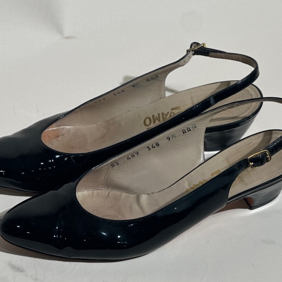 Salvatore Ferragamo shoes - Picture 2 of 5